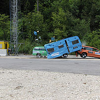 Rear-end collision between a car and a caravan trailer